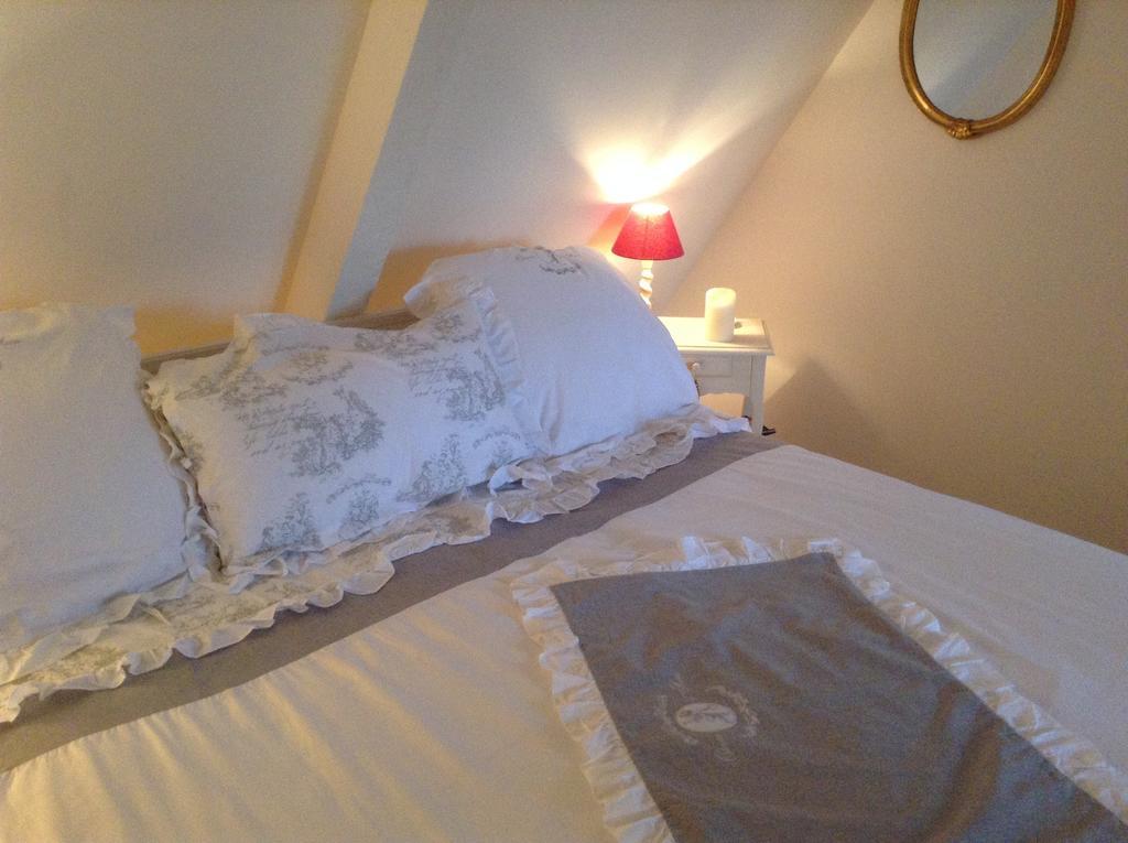 Chambre Le Nid Du Phare Avec Jacuzzi Honfleur Szoba fotó