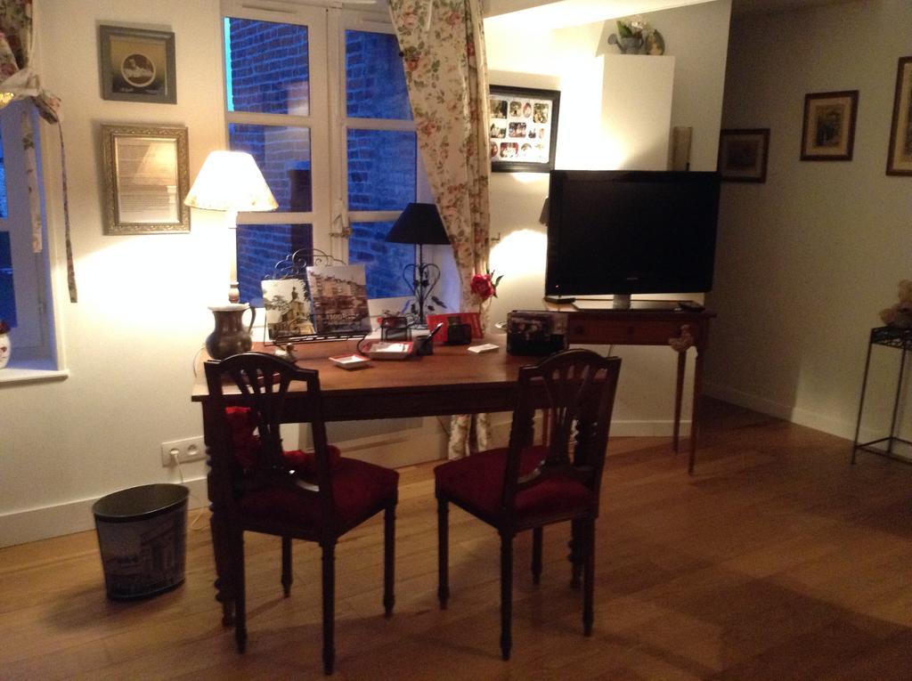 Chambre Le Nid Du Phare Avec Jacuzzi Honfleur Szoba fotó
