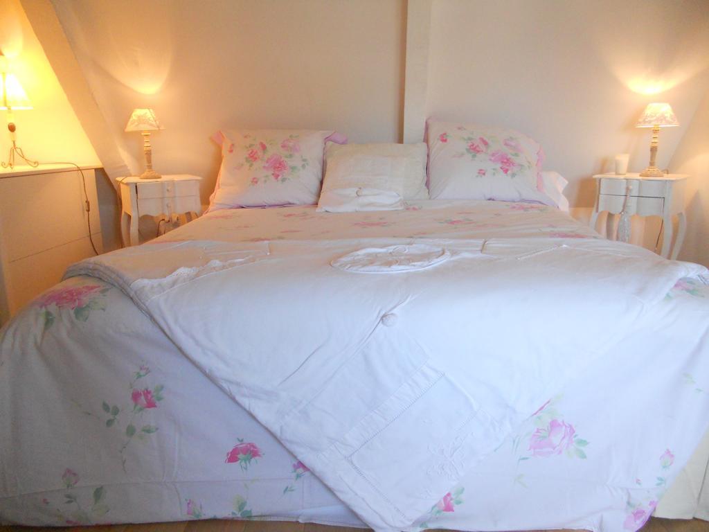 Chambre Le Nid Du Phare Avec Jacuzzi Honfleur Szoba fotó