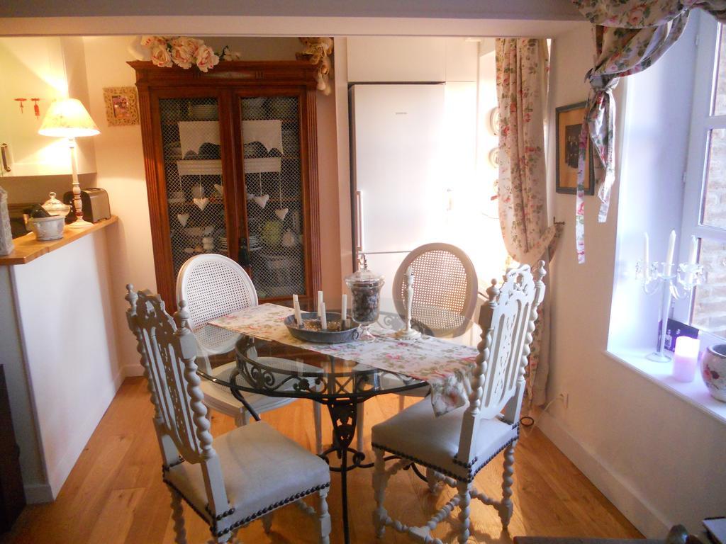 Chambre Le Nid Du Phare Avec Jacuzzi Honfleur Szoba fotó